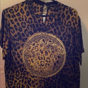 Versace T SHIRT NEVER WORN